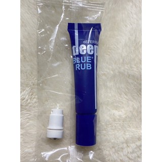 หลอดบีบ ครีม นวด ฝากจุก ลูกกลิ้งโลหะ 3 จุด ระบุฉลากข้างหลอด Deep blue rub บรรจุได้ 10 ml.