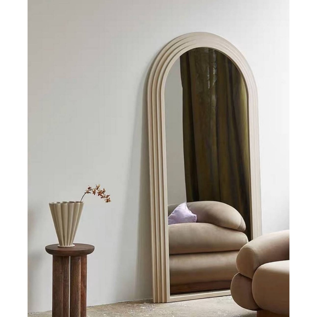 Stand mirror        .