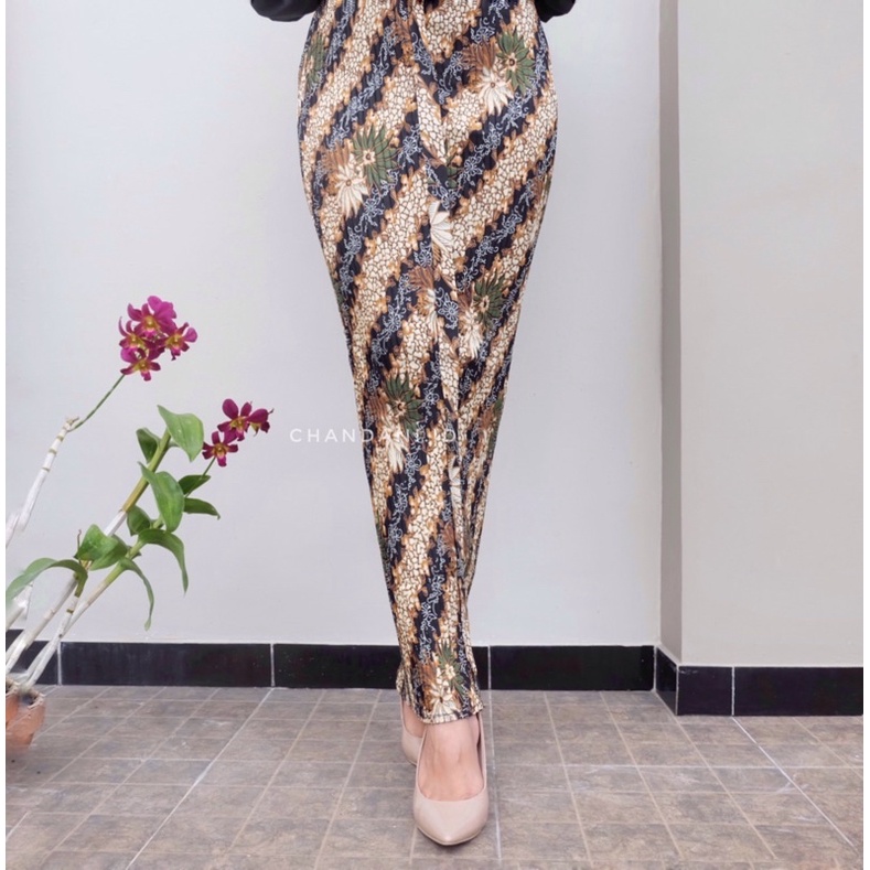 Chandan • ขายส่งกระโปรง BATIK • ชุดเจ้าสาวคู่ขายส่ง
