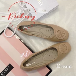 New!!! รองเท้าคัชชูส้นแบน รุ่น 220014 รองเท้าแนวสุขภาพ พื้นนุ่ม น้ำหนักเบา ประดับอะไหล่ดอกกุหลาบ