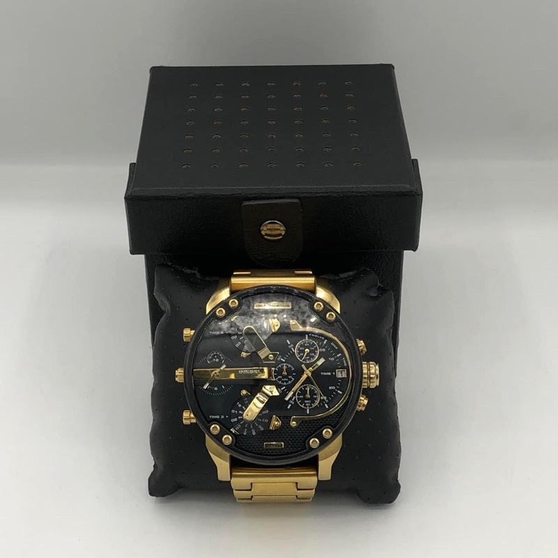 DIESEL นาฬิกาข้อมือ รุ่น DZ7333 Gold