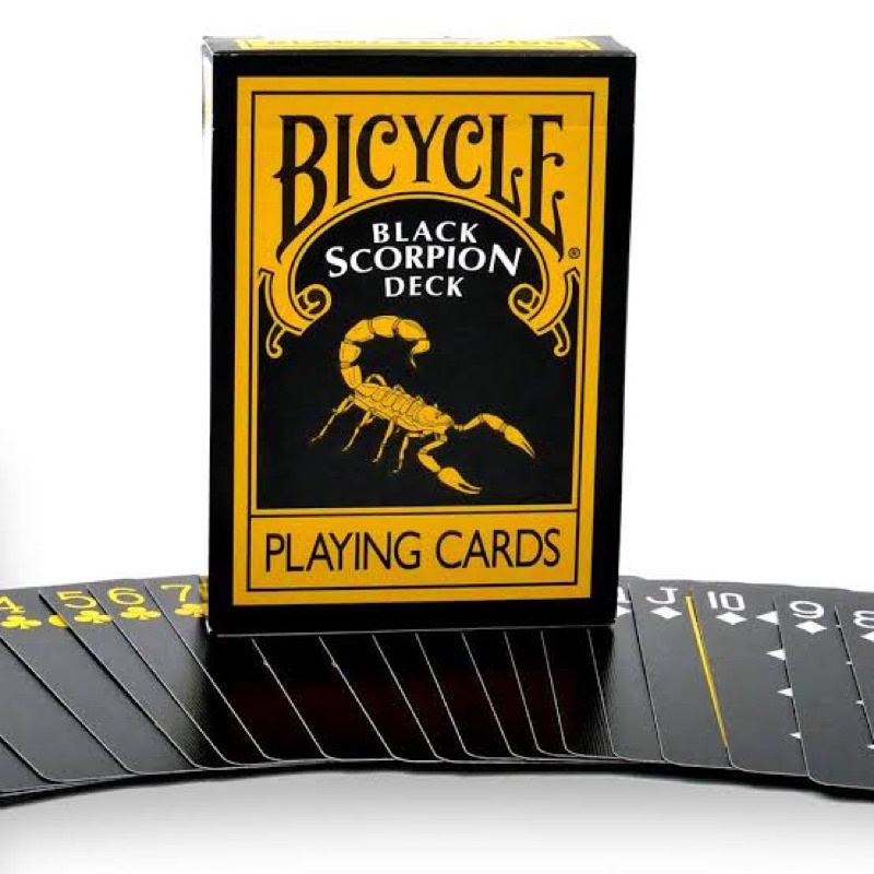 ไพ่มายากลสะสม Bicycle Black Scorpian Deck [ของเเท้] [ของสะสมมือสอง]