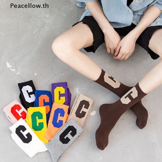 Peacellow ขายดี ถุงเท้ากีฬา ผ้าฝ้าย ระบายอากาศ พิมพ์ลายตัวอักษร C ขนาดใหญ่ หลากสี แฟชั่นฤดูใบไม้ร่วง ฤดูหนาว สไตล์เกาหลี สําหรับผู้ชาย และผู้หญิง