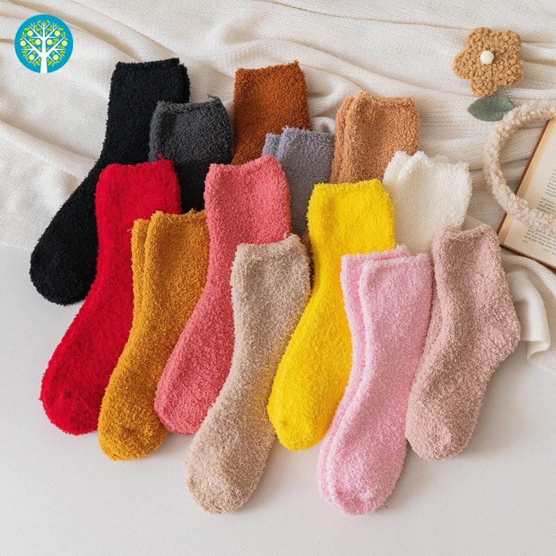 Socks 22 บาท ถุงเท้า ผ้าวูล และผ้ากํามะหยี่ แบบหนาพิเศษ สีพื้น แฟชั่นฤดูใบไม้ร่วง และฤดูหนาว สไตล์ญี่ปุ่น สําหรับผู้หญิง Women Clothes