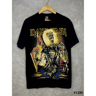 Ironmaidenเสื้อยืดสีดำสกรีนลายFC239