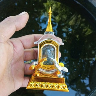 เหรียญชนะจน หลวงพ่อรวย พร้อมหิ้ง "แท้"พระเครื่องยอดนิยม เครื่องรางและสิ่งศักดิ์สิทธิ์ รับประกันความแท้ เก็บเงินปลายทาง พ