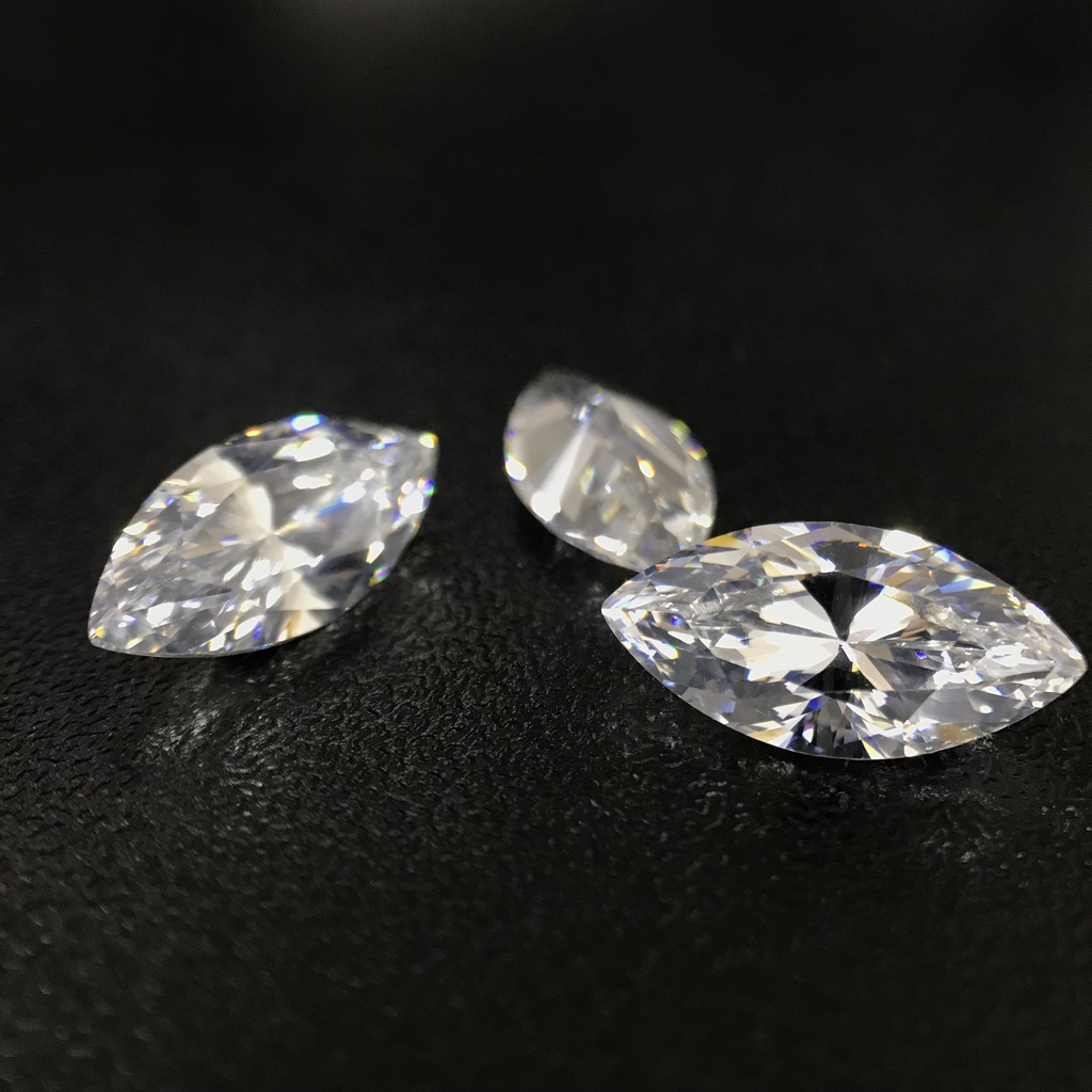 [พร้อมส่ง]5A White CZสีใส/ขาวMarquise 5x3/10x5/14x7/16x8มิล 1เม็ด เพชรสังเคราะห์พลอยเลียนแบบธรรมชาติ