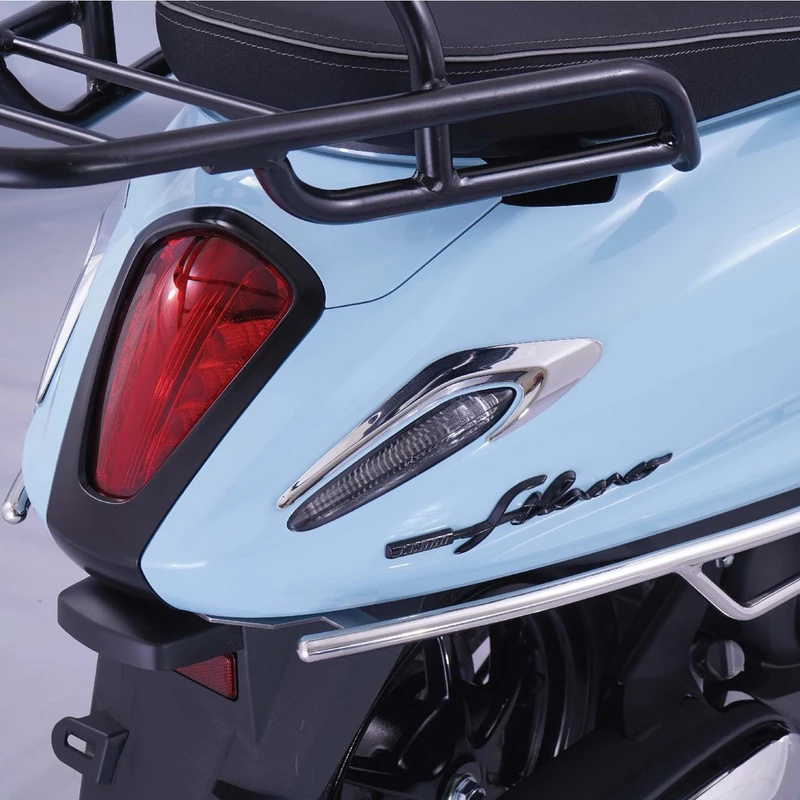 ชุดฝาครอบไฟเลี้ยวหลัง สีดำ สีโครเมี่ยม ใส่กับรุ่น GRND FILANO HYBRID CONNECTED ปี2023-2026