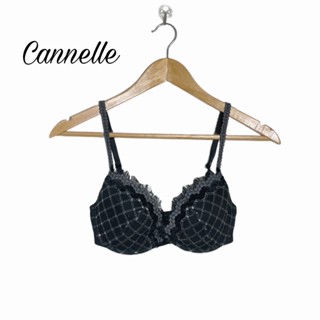 Cannelle Bra  เสื้อชั้นในลูกไม้แน่น ๆ ของใหม่ Sexy  สายปรับได้ สีดำลาย ด้านหลังตะขอสามระดับ สีดำขอบเทา G02 ขนตา