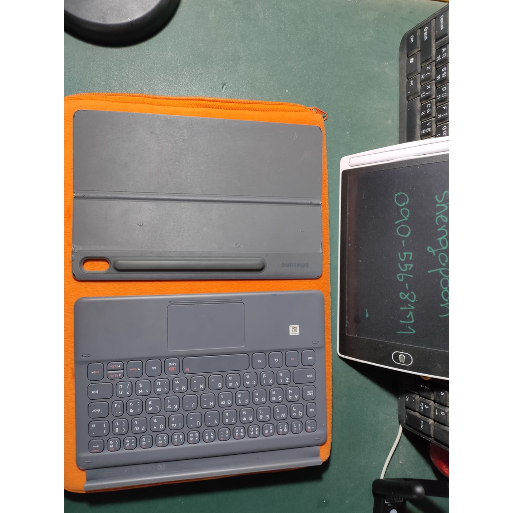 Book Cover Keyboard ของแท้จากศูนย์ สำหรับ Samsung Galaxy Tab S6