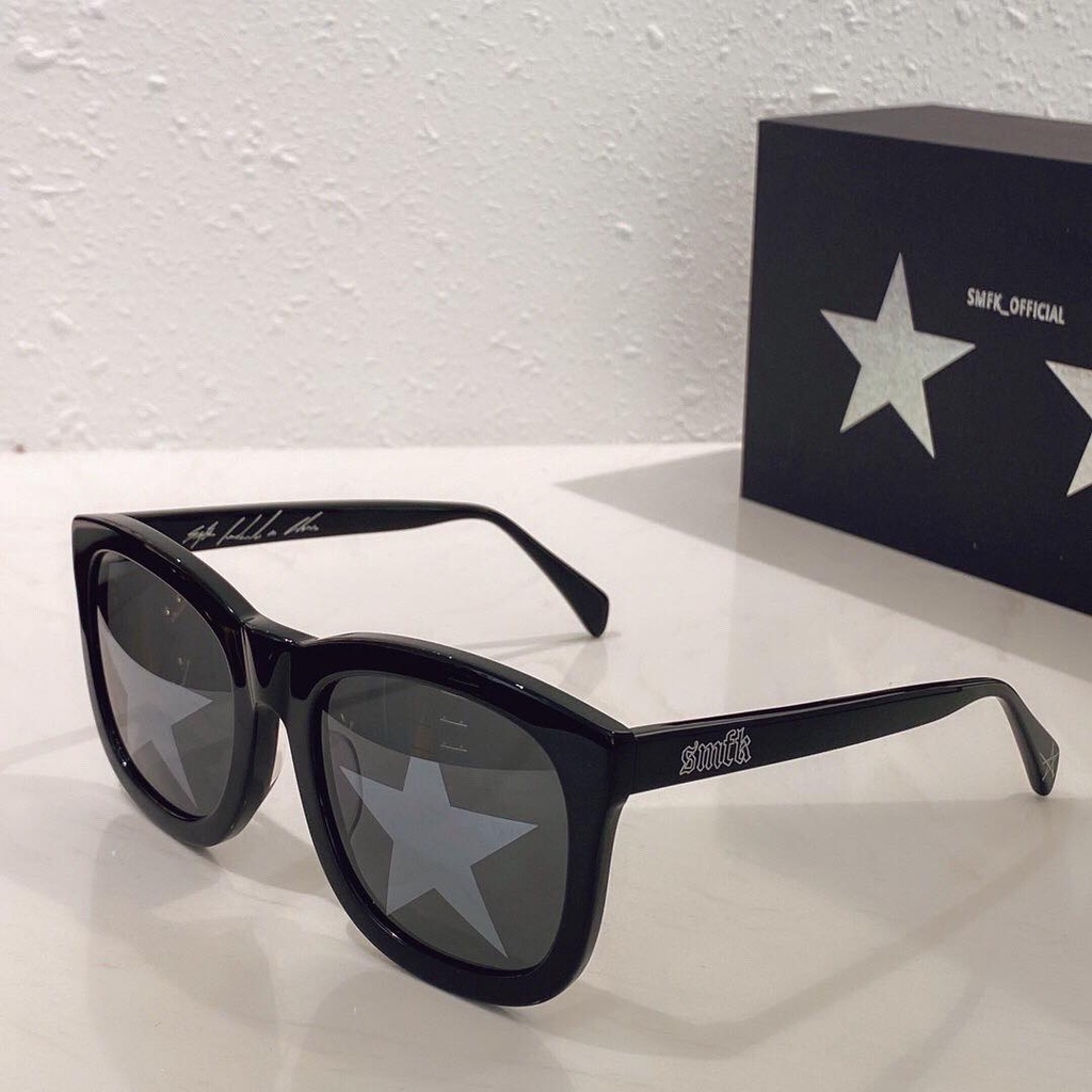 แว่นกันแดด SMFK มีสไตล์สำหรับผู้ชาย