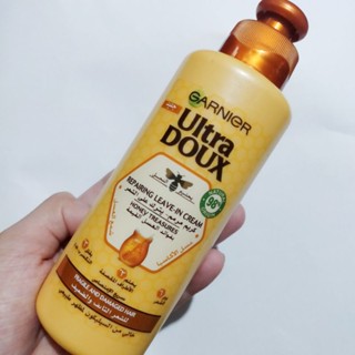 ออแกนิค บำรุงผม มี น้ำนมอัลมอนด์ GARNIER Ultra Doux Almond Milk Hydrating Leave In Milk ทรีทเม้นท์ กานิเย่