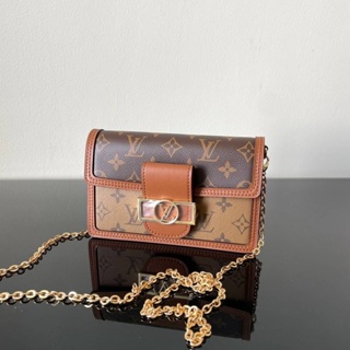 #louisvuitton #Dauphine #chainwallet Grade vip Size 7นิ้ว ใส่มือถือได้ทุกรุ่น อุปกรณ์ full box set