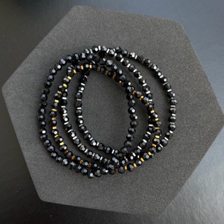 กำไลหินแท้ นิลดำ คั่นเฮมาไทต์ (Black Onyx with Hematite) เจียรขนาด 4mm