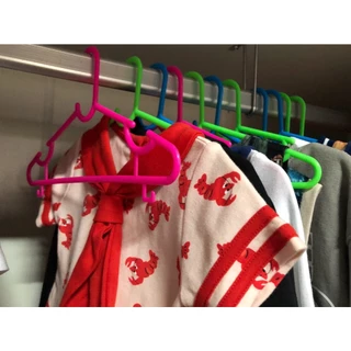ไม้แขวนเสื้อเด็กยกแพ็ค 60 ชิ้น สีสดใส น่ารัก ราคาถูก