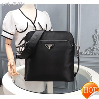 ✑✠【Free Shipping】Cowhide【With box】 Shoulder Bags Crossbody Bags for Men Nylon lining triangle emblem 0821 Valentines Gif