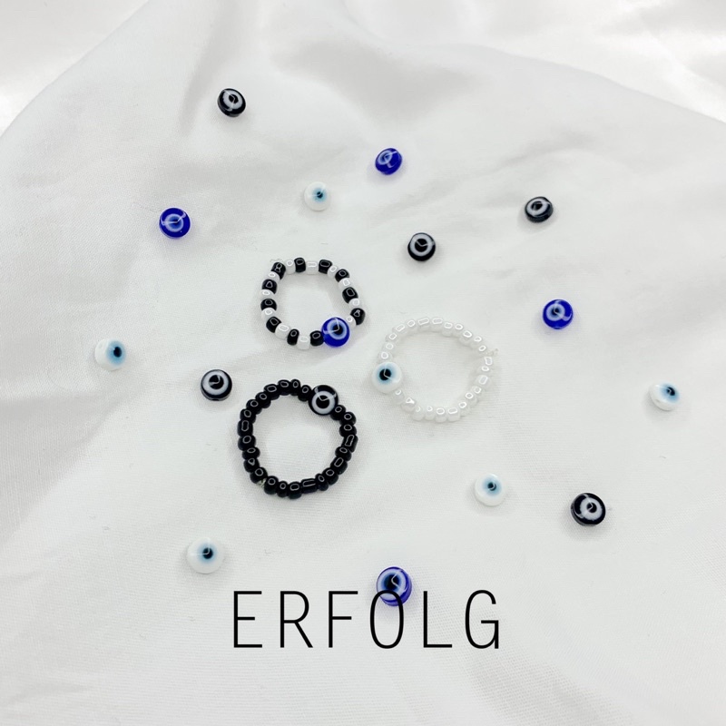 ปุ่มคาร์ฟส์ DEVIL EYE BEADS RING