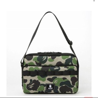 ✅ สินค้าใหม่ พร้อมส่ง! A Bathing Ape Green Camo Shoulder Bag กระเป๋าสะพายข้างลายพราง พร้อมจี้ Bape