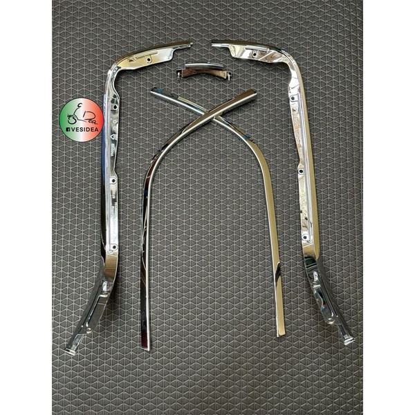 คิ้ว บังลม สำหรับรถรุ่น Vespa Sprint Primavera