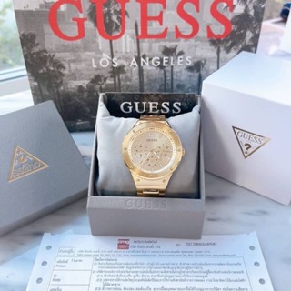 💥#Guess • นาฬิกาข้อมือผู้ชาย • ตัวเรือนและสายสแตนเลสทอง มีเข็มบอกวัน,วันที่ •🔥