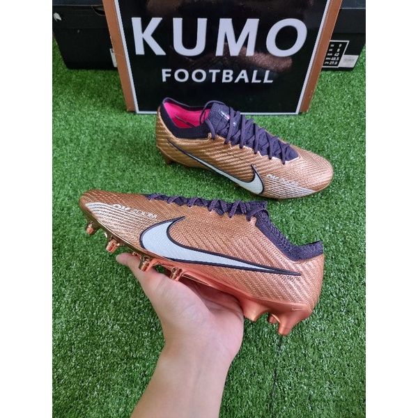 [ปุ่มสำหรับหญ้าเทียม] Nike Zoom Vapor 15 Elite AG Pro (DR5935-810) รองเท้าฟุตบอลของแท้ 100%