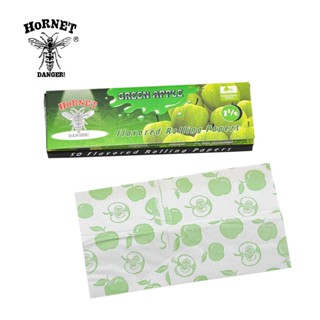 กระดาษโรล Hornet กลิ่นแอปเปิ้ลเขียว 78 มม 50 แผ่น/ตลับ 🌿 Hornet Green Apple Flavored Rolling Papers 78mm 50 Leaves