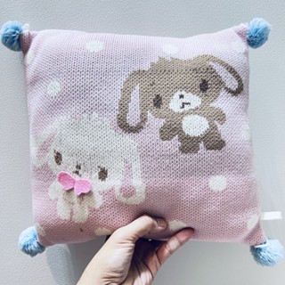#หมอน #ชูก้าบันนี่ส์ ขนาด13”x13” มือสอง สภาพ90% ป้ายผ้าซีด หนังด้านหลังเริ่มหลุด นักสะสม ห้ามพลาด SugarBunnies pillow