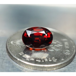 พลอยโกเมน (Garnet)  2.25 กะรัต (14446)