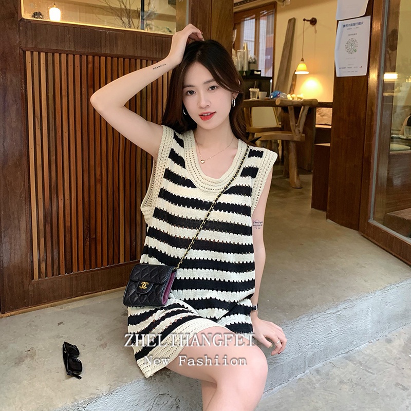 ZHELIHANGFEI  ชุดเดรสถักลายทางแขนกุดกระโปรงสายเดี่ยวกระโปรงสั้นกลวง