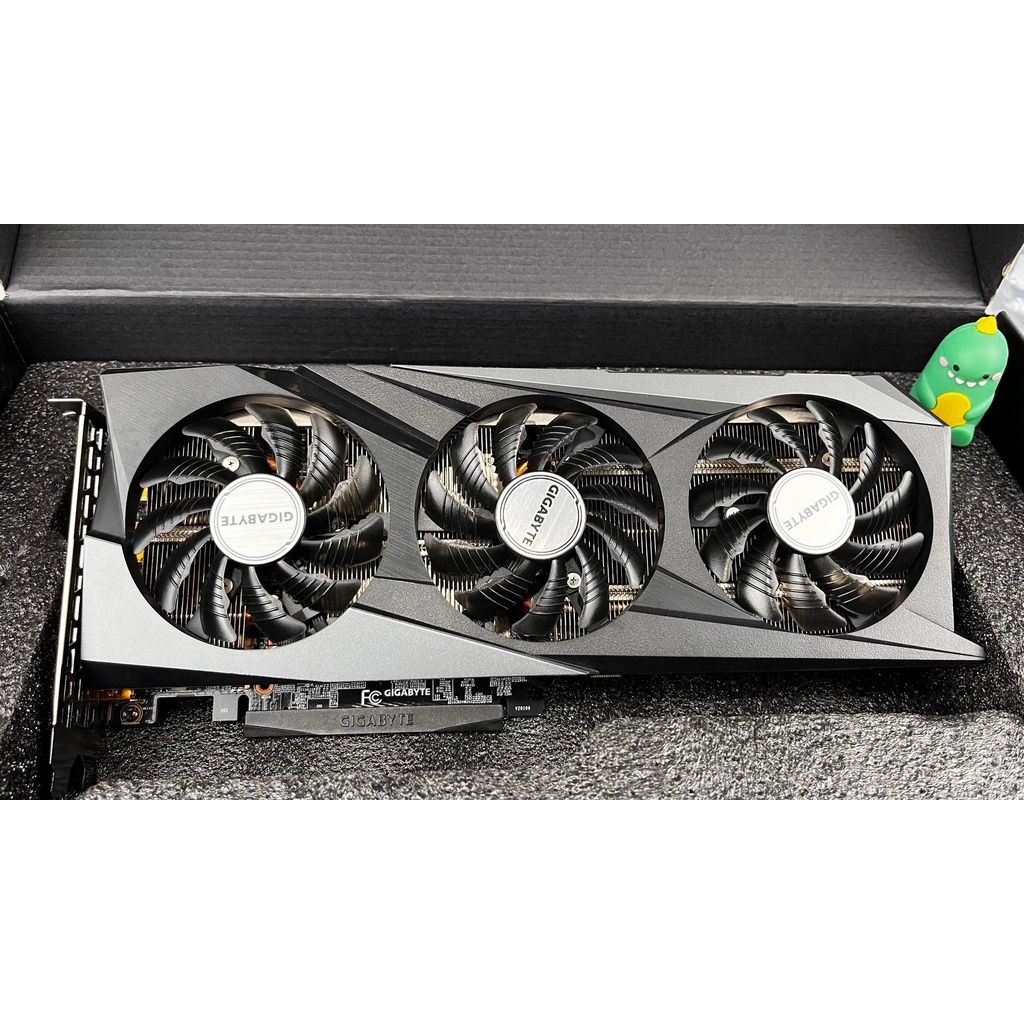 การ์ดจอ GIGABYTE GEFORCE RTX 3060 GAMING OC 12G - 12GB GDDR6 มือสอง มีประกัน