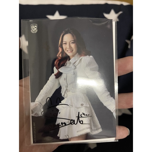 satchan BNK48 ลายเซ็นจริง JIWARU Days