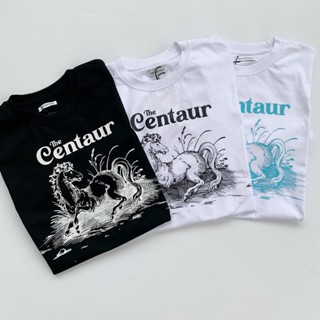 [SR-STUDIO] The CENTAUR พร้อมส่ง เสื้อยืดแขนสั้นลําลอง ทรงหลวม พิมพ์ลาย สร้างสรรค์ สไตล์เกาหลี คลาสสิก สําหรับผู้หญิง