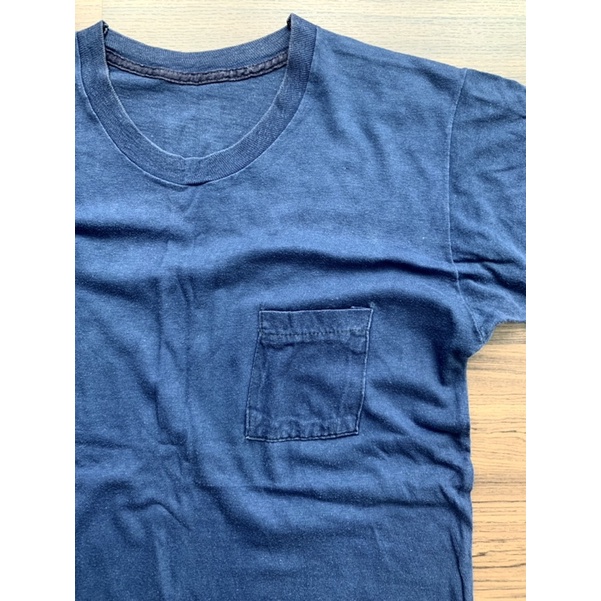 เสื้อยืดกระเป๋า เซอร์ๆคอกลม Vintage Pocket T-Shirt แบรนด์ Fruit of the Loom ของแท้ จาก USA ป้ายหลุด มือสอง