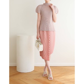 2MUAY PLEAT เซ็ทพลีทคุณภาพ BASIC HIGH NECK TOP WITH ASYMMETRIC SKIRT PLEAT SET 9สี รุ่น GJO2337/GJO3213 FREE SIZE