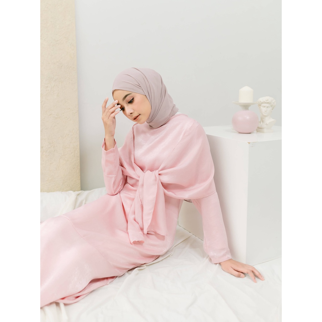 Alana Dress*********