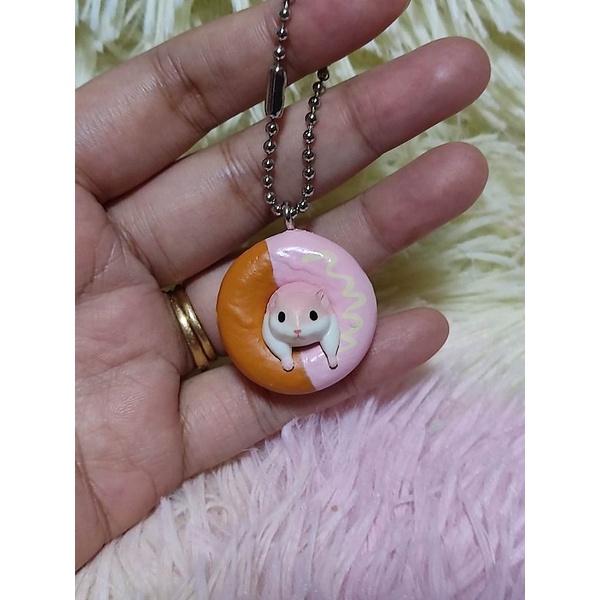 🐹Hamster Cafe de Ham🍩 กาชาปอง พวงกุญแจ แฮมสเตอร์ อยู่ในรูโดนัท🍩 น่าเอ็นดูมากจ้า🐹🍩