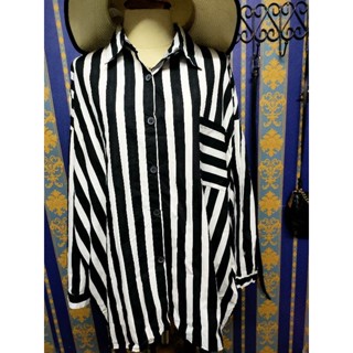 เสื้อเชิ๊ตแขนยาว คอปก ทรงโอเวอร์ไซส์ กระดุมหน้า 121-180 อกถึง56 ยาว29