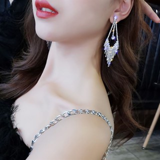 earring ต่างหูแฟชั่นดีไซน์สวยงามประดับด้วยคริสตัลดีไซน์สวยงามทันสมัยตก แต่งด้วยต่างหูแบบโบราณตก หรุหราสุดๆ