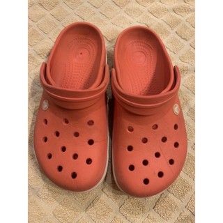 รองเท้าลำลองcrocs มือ2