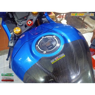 กันรอยฝาถังน้ำมัน GSX-R1000A , GSX-R1000R แบบ [ เพียวคาร์บอน ][ Maxtec ]