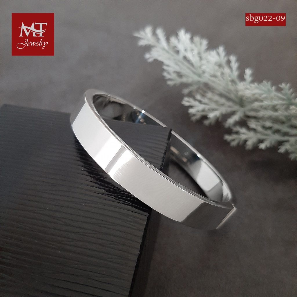 MT กำไลข้อมือเงินแท้ ทรงวงรี แบบเกลี้ยง หน้ากว้าง 9 มม. ข้อมือ 16, 17 ซม. Silver Bangle (sbg022-09) MT Jewelry มณีธารา