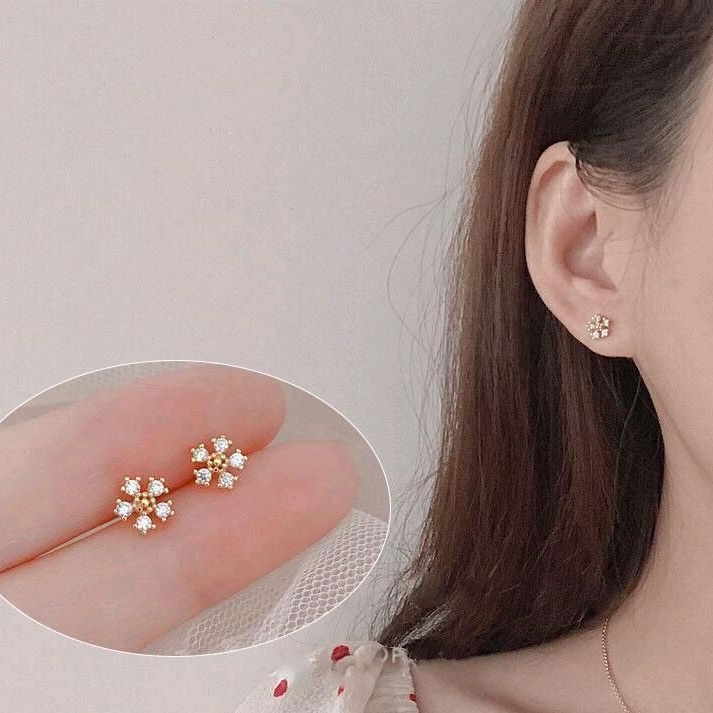 ต่างหูดอกไม้คริสตัลจิ๋ว • Flowery Earrings