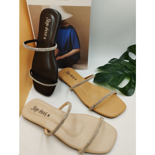 รองเท้าแตะเพชรกลมสองตอน หนังนุ่มใส่สบาย Size 36-41