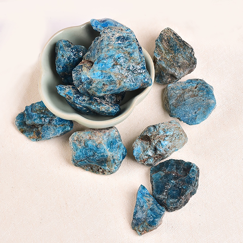 หินคริสตัล หินอพาไตต์ แร่ธาตุ หินอัญมณี สีฟ้า 100% สําหรับตกแต่งห้อง