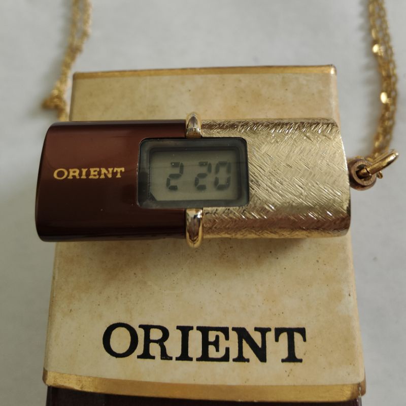 นาฬิกา Vintage Orient เก่าเก็บ พร้อมกล่อง นาฬิกาญี่ปุ่นมือสอง นาฬิกาห้อยคอ  เรียบหรู ระบบ quartz