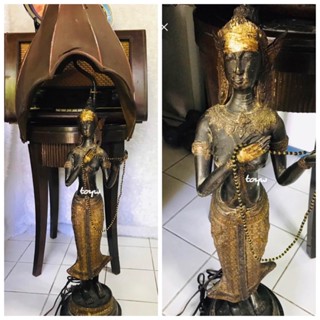 Antique Stand Lamp โคมไฟโบราณ โคมไฟตั้งโต๊ะ งานเก่า ผ้าบุโคมขาด ไฟและสายไฟใช้งานได้ปกติ ขนาดสูง 110 ซม (รวมโคม)