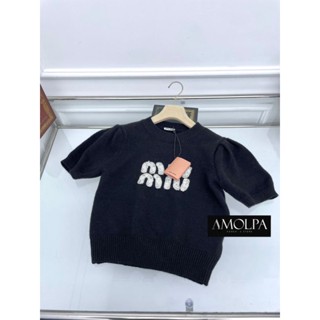 เสื้อmiu​ miuส่งฟรีมีของแถม