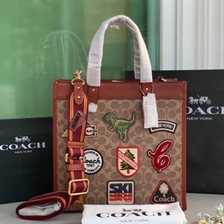 มีหลายสี💯💯Coach Field Tote  With Horse And Carriage Print #coachshop