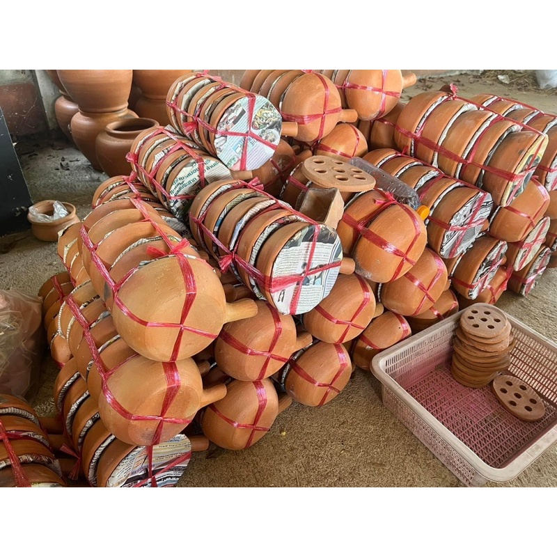 หม้อดินเผามีด้ามจับ(พร้อมฝา)ขนาด7นิ้ว หม้ออบวุ้นเส้น (ใช้กับเตาแก๊สได้)ถ่ายวีดิโอตอนแกะสินค้าแตกเปลี่ยนใบใหม่ให้ทันทีค่า - รูปที่ 4