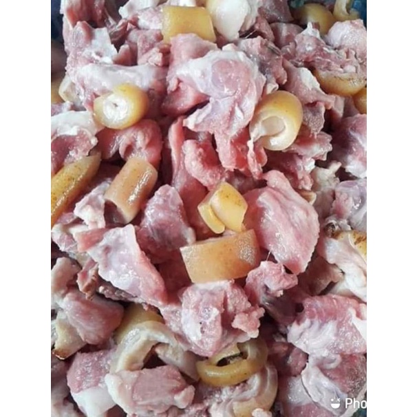 หนางหมู เปรี้ยวเค็มกำลังดี1กก.